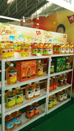 “九三”明星綠色產品參展黑龍江餐飲博覽會