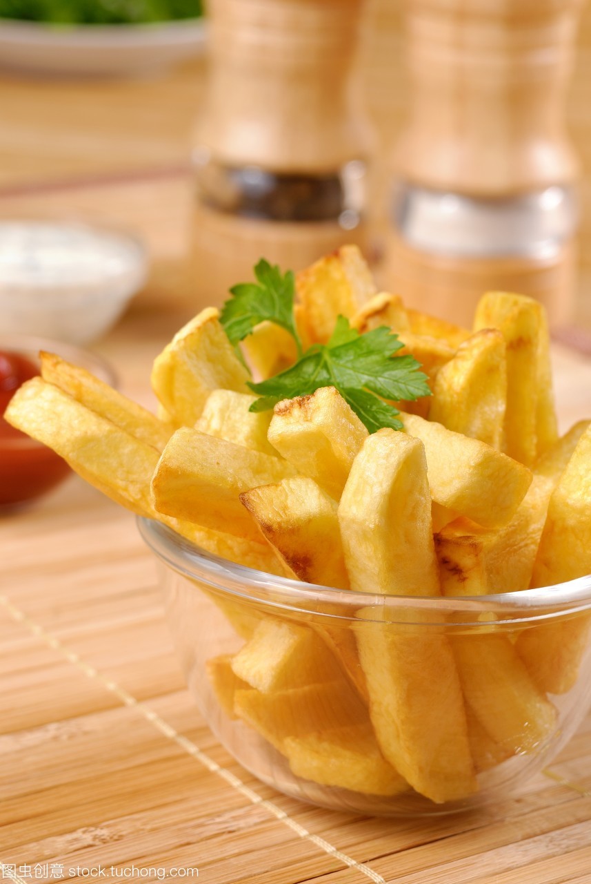 中飯,傳統(tǒng),傳統(tǒng)的,佳肴,便飯,喝水,土豆,垃圾,喝酒,午餐,午飯,地方菜,大盤子,卡路里,喝,小吃,喝飲料,浸,快速,沙司,浸入,快,混合器,炸薯?xiàng)l,特色食物,用餐者,番茄醬,番茄,盤子,紅,矮胖,紅色,美國(guó)人,菜,蔬菜,調(diào)料,近景,零食,西紅柿,馬鈴薯,醬,調(diào)味汁,餐,餐盤,飯,美食,飲料,香料,肥胖,脂肪,胖